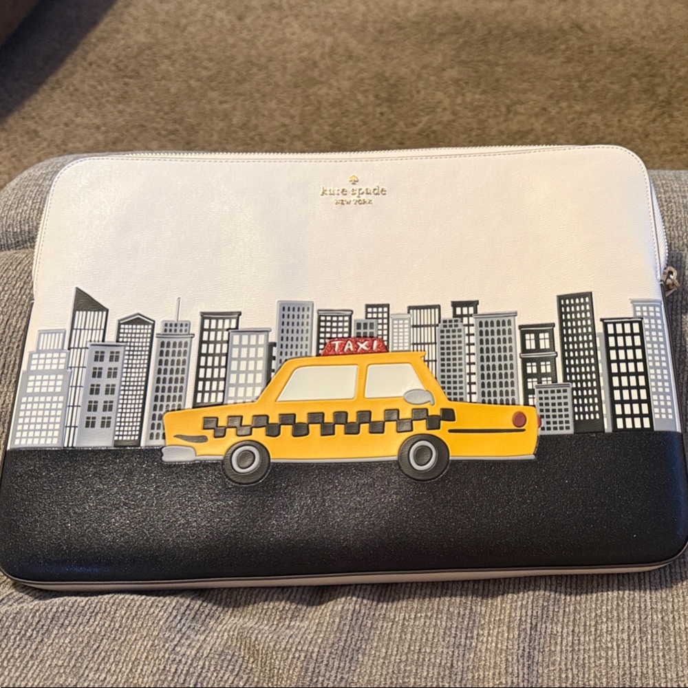 Kate Spade Cream Laptop Sleeve